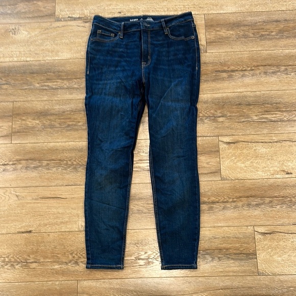 Old Navy Women's Skinny Blue Jeans - Picture 1 of 5